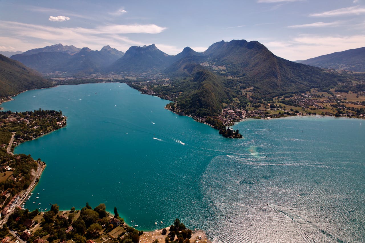 Votre séjour en camping à Annecy réussi avec ces astuces
