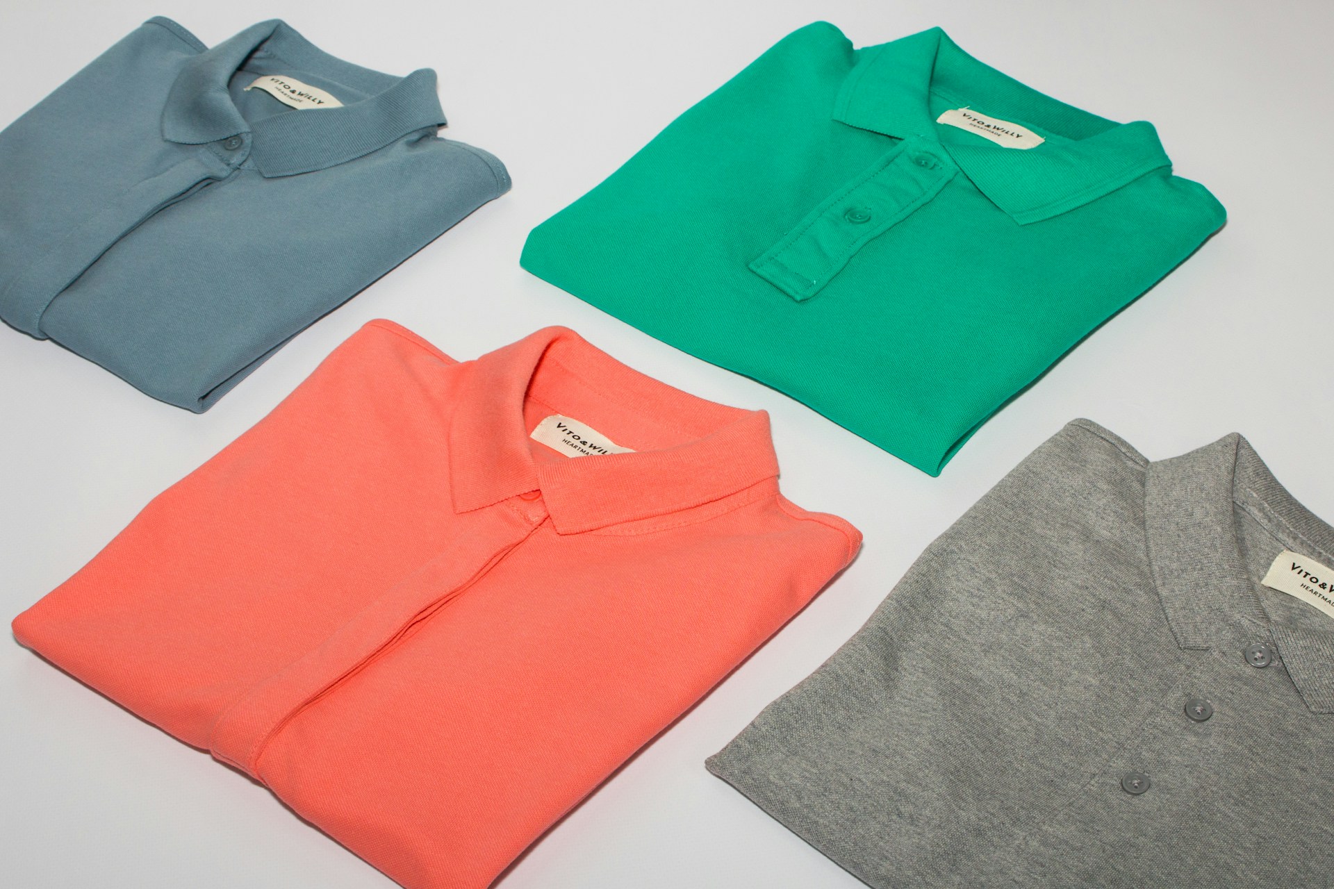 Les polos incontournables pour chaque homme : un guide complet